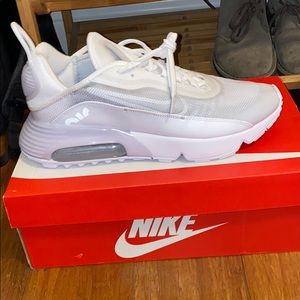 Nike Air Max 2090